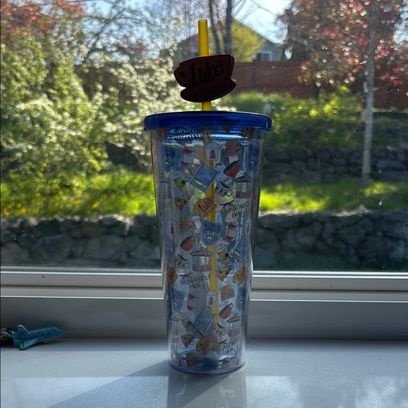 Silver Buffalo Other - Luke's Diner Blue Tumbler